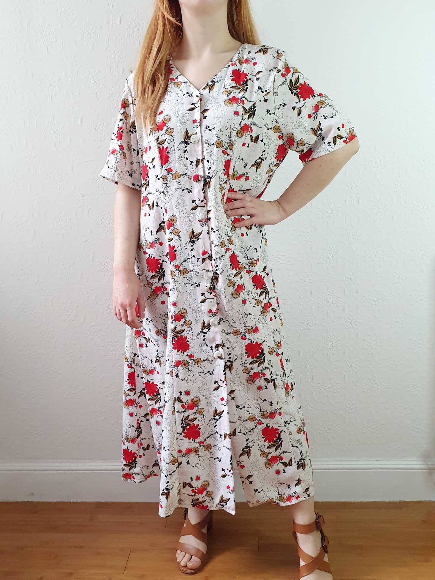 Vintage White and Red Floral Short Sleeve Dress - XL - Image 4