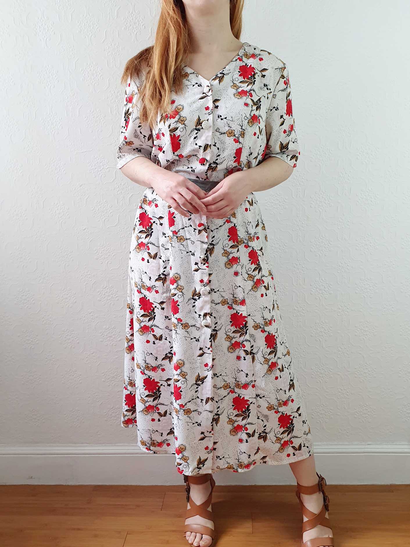 Vintage White and Red Floral Short Sleeve Dress - XL - Image 9